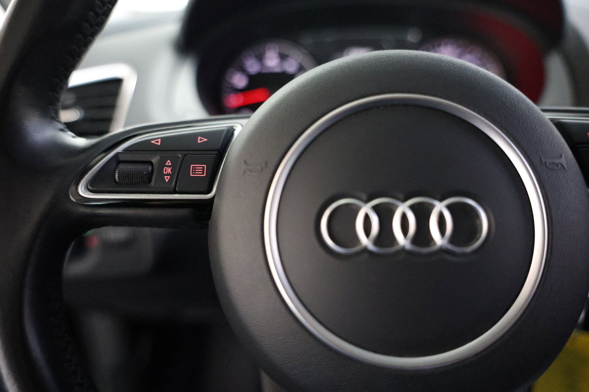 Audi 1.4 TFSI Pro Line S-Tronic 57000km ! XENON NAV CAMERA BLUET STOELVW '15 - foto 24