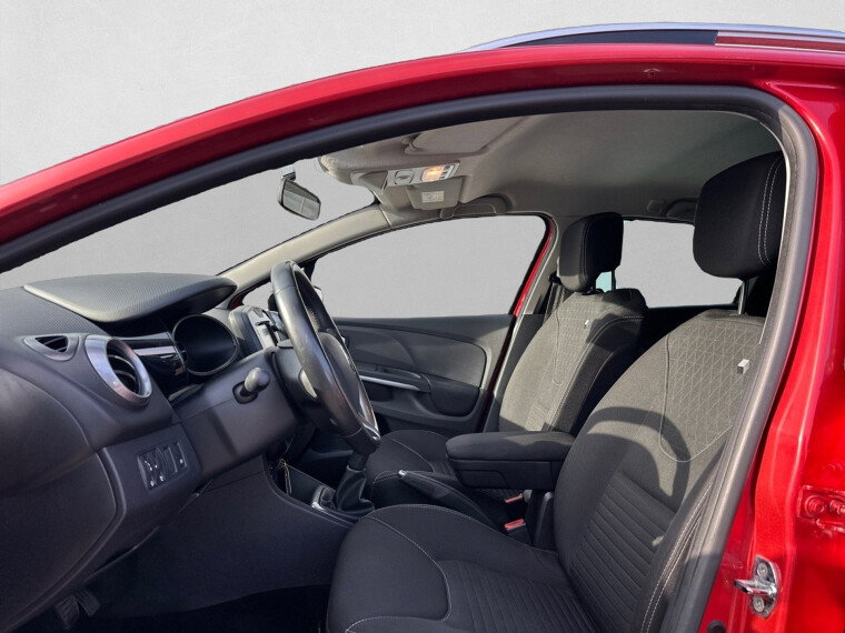 Renault - Clio