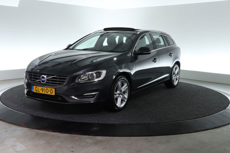 Foto van Volvo V60 2.4 D6 Twin Engine Summum