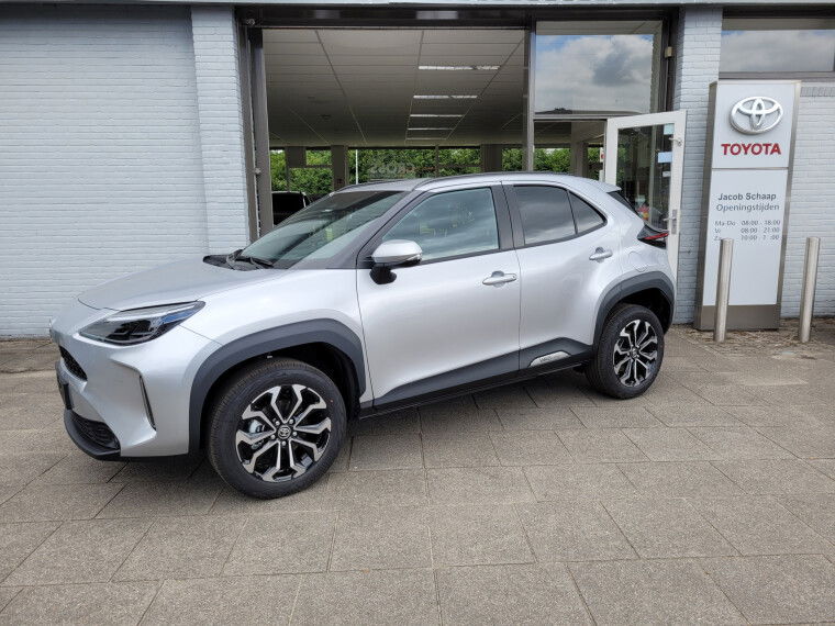 Foto van Toyota Yaris Cross 1.5 Hybrid 130 Dynamic Comfortpack|Parkeersensoren|Camera|Stoel+stuurverwarming