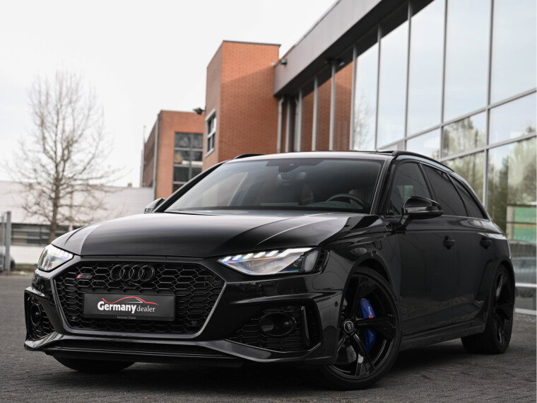 Audi RS4 Avant 2.9TFSI 450pk Quattro