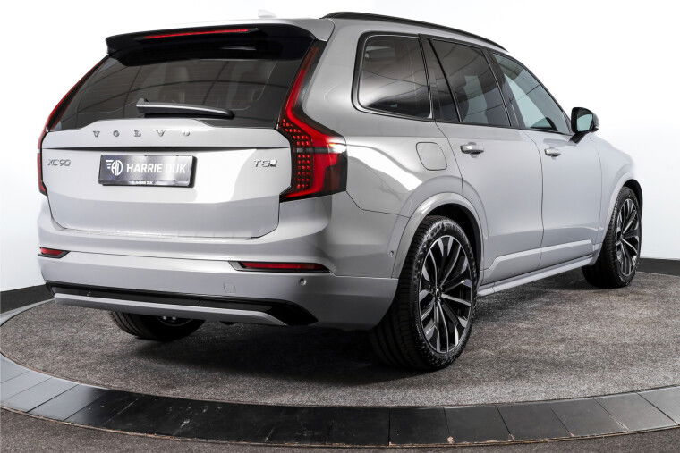 Volvo - XC90