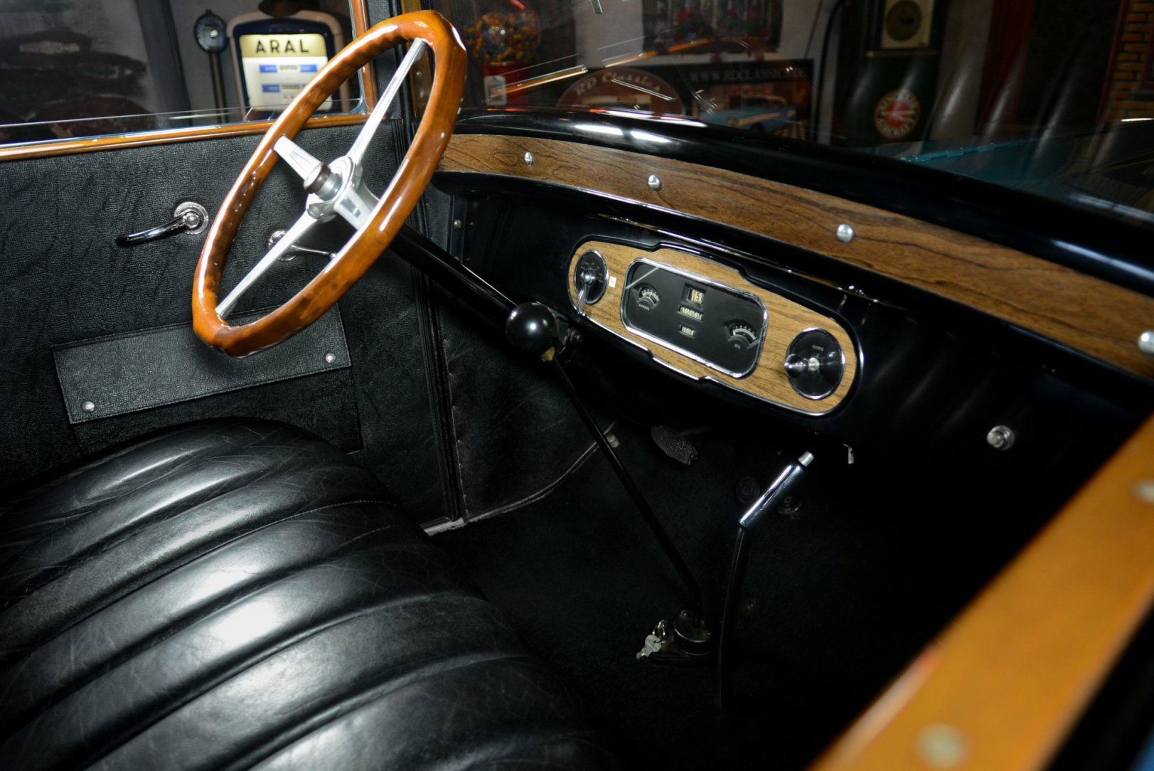 Oakland Coupe Greater Six RD Classics