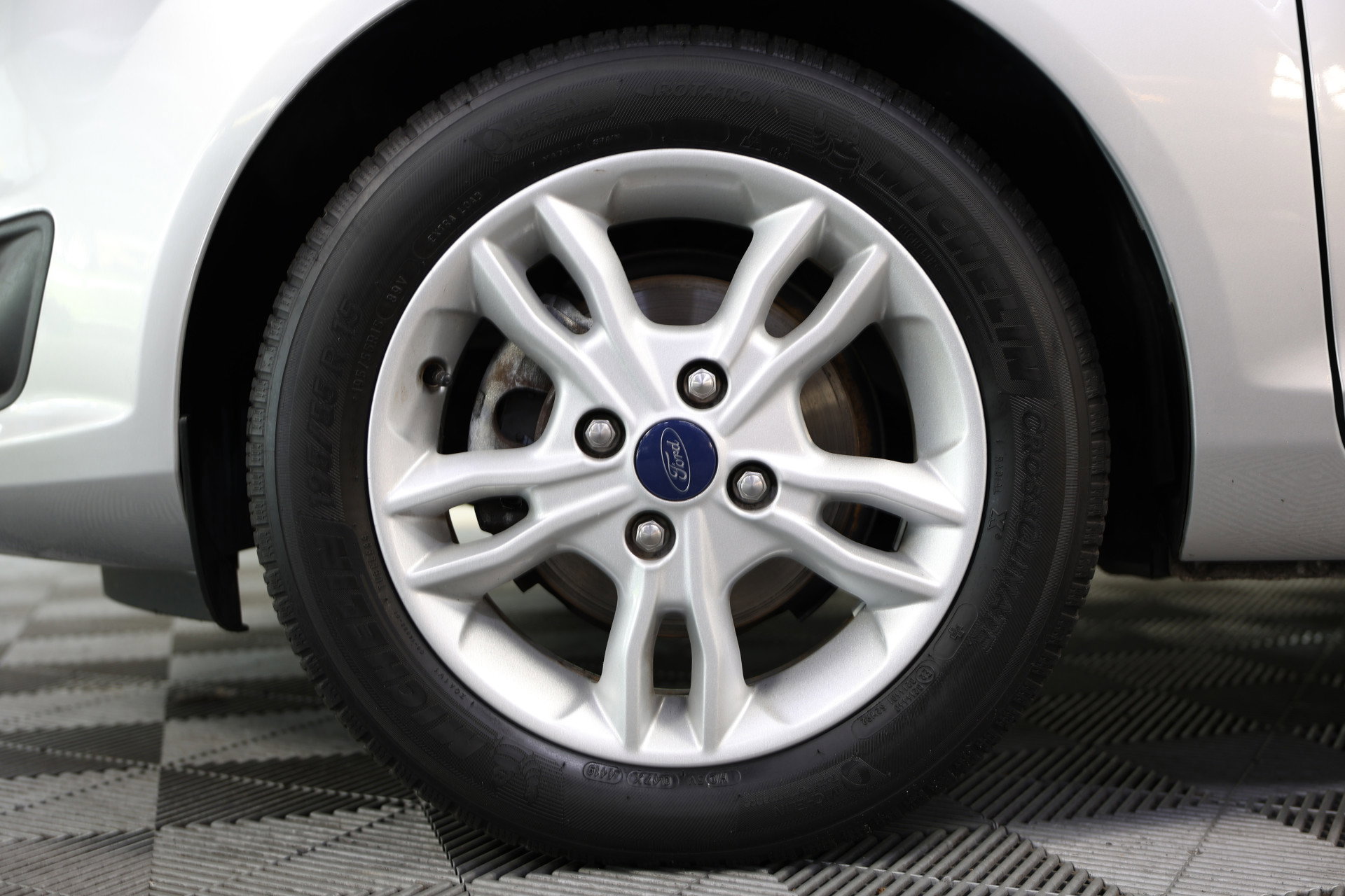 Ford 1.0 EcoB 60.000 km ! Titanium AIRCO BT STOELVERWARMING '15 - foto 4
