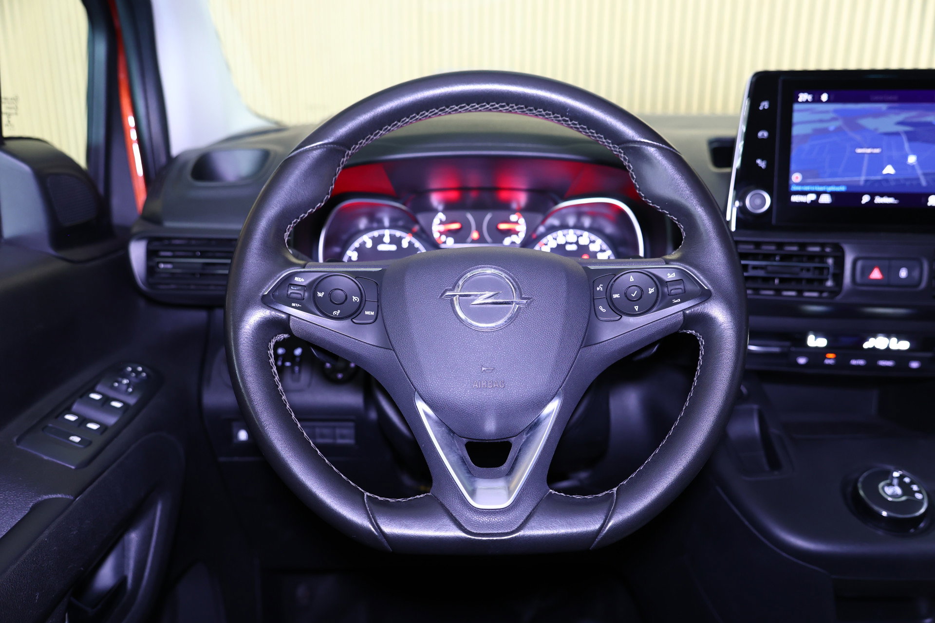 Opel Combo 1.2 Turbo Innovation XL 7pers AUTOM NAVI Carplay TREKH 360 Cam L2H1 '21 - foto 33
