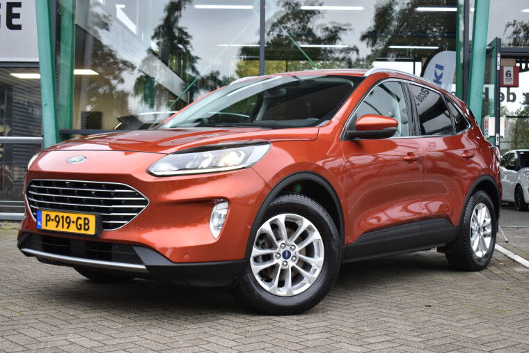 Foto van Ford Kuga 1.5 EcoBoost Titanium X Limited 150pk