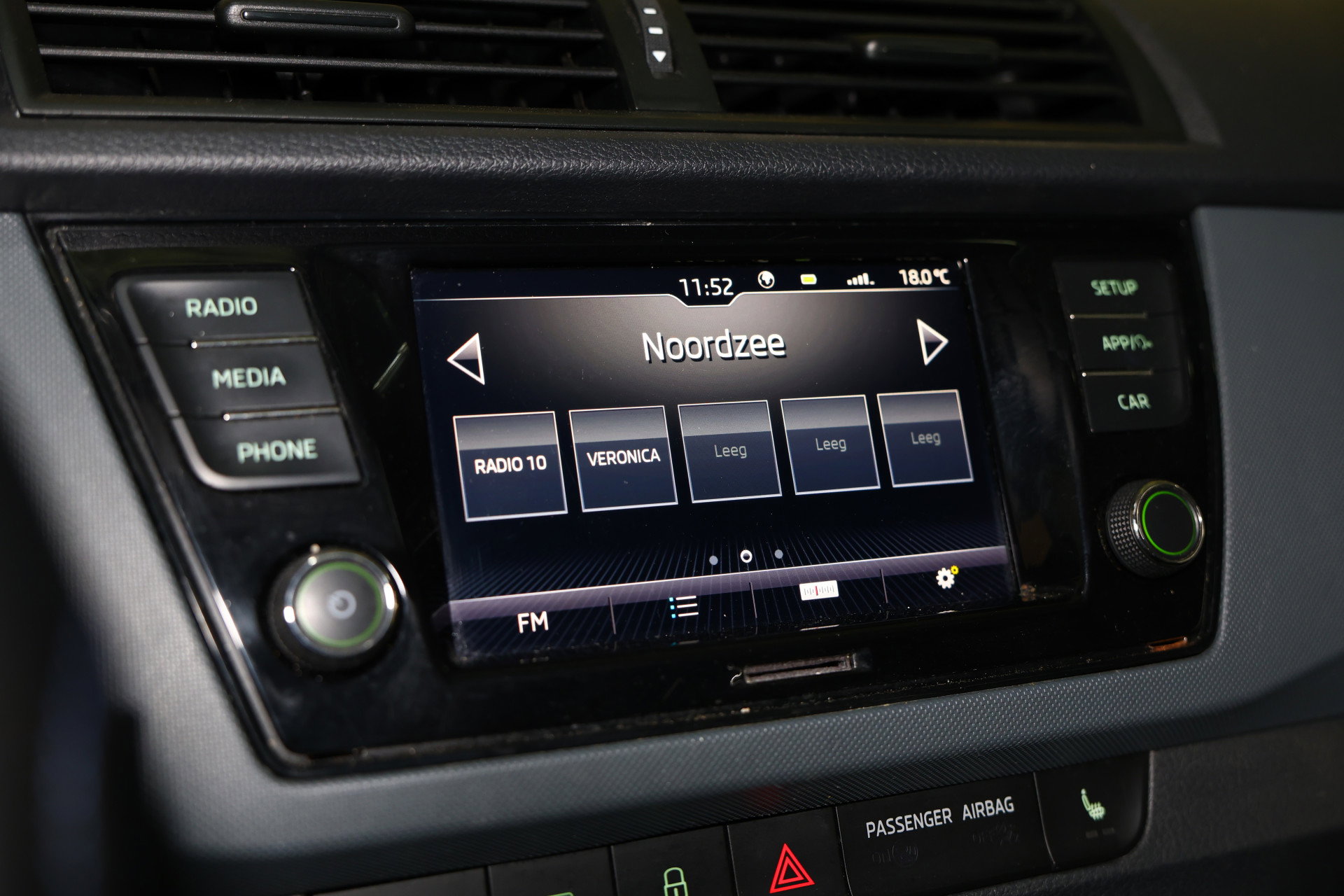 Škoda AVM AIRCO BLUETOOTH STOELVW PDC "19 - foto 16
