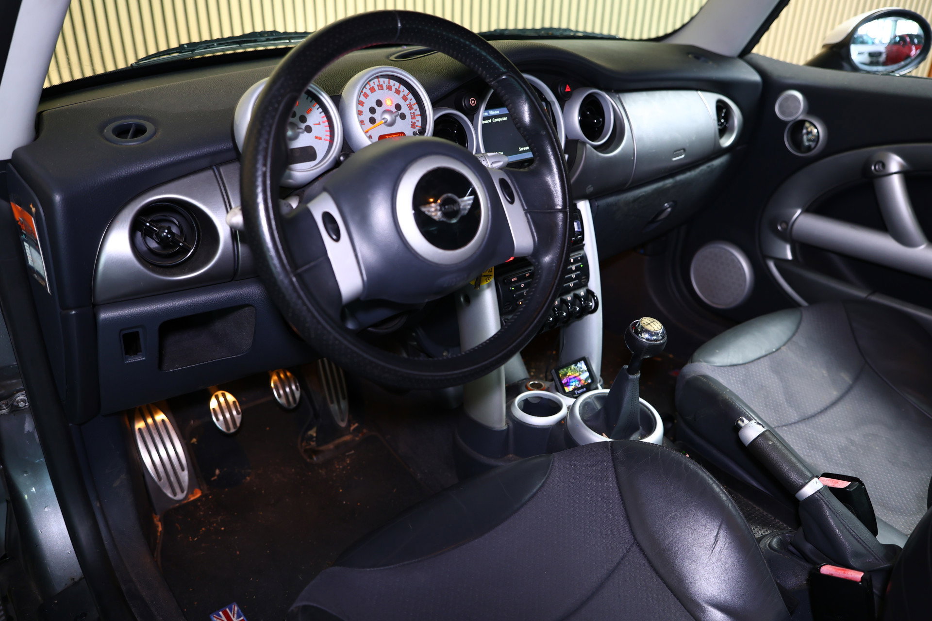 MINI 1.6 Cooper S Chili CLIMATRONIC AUX PARROT STOELVERWARMING '03 - foto 17