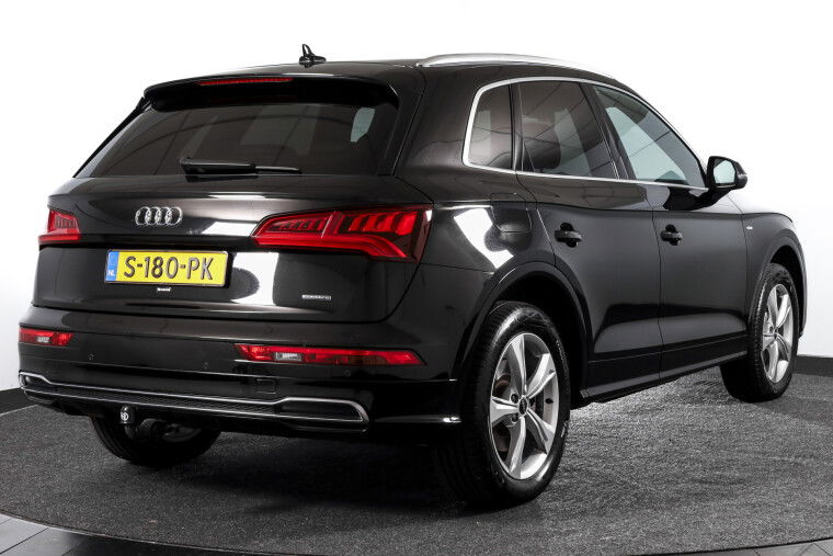 Audi - Q5
