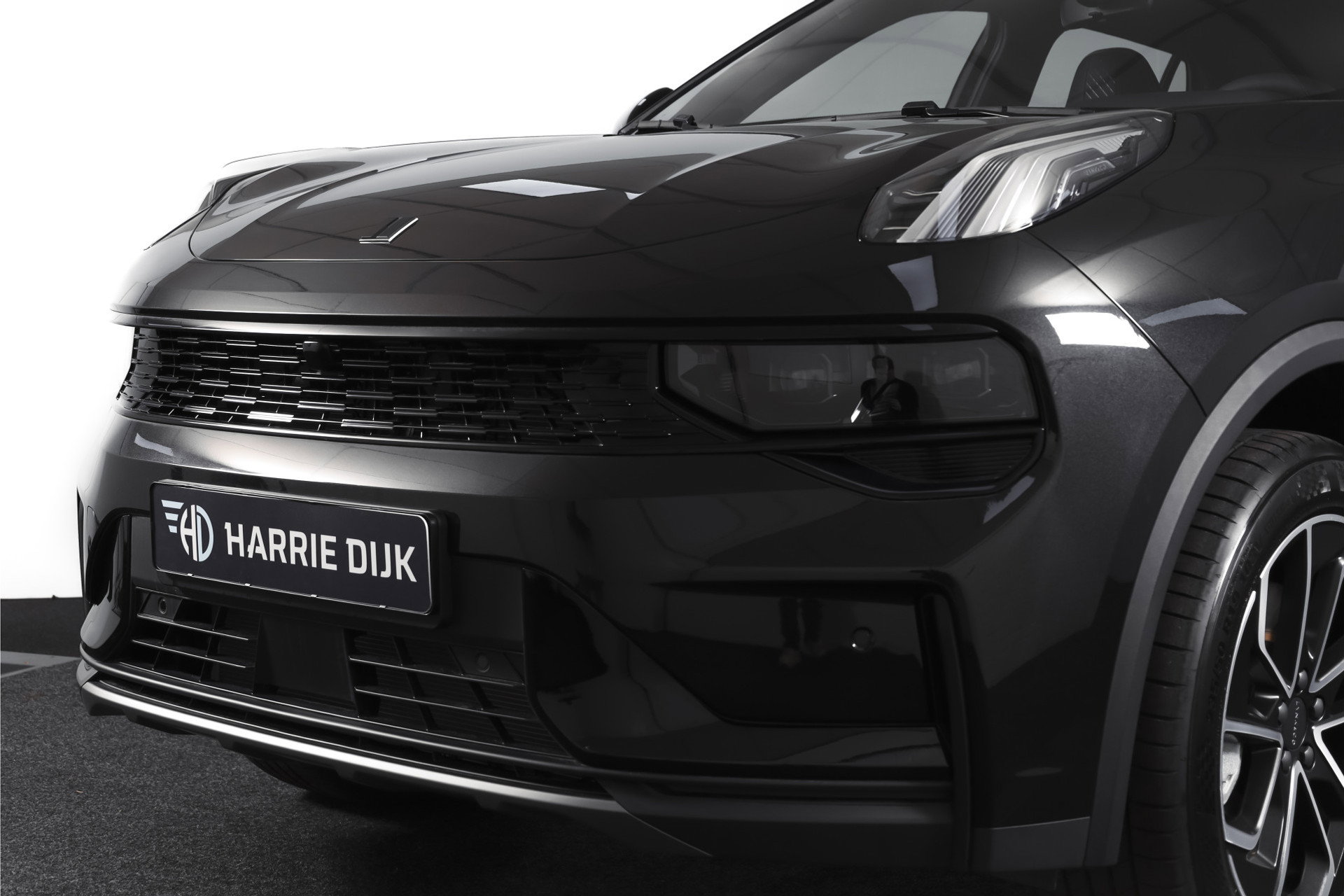 Lynk & Co - 01
