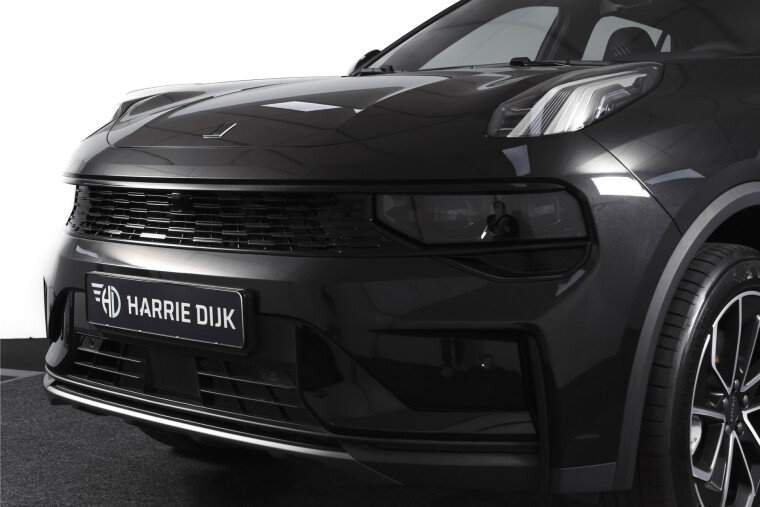 Lynk & Co - 01