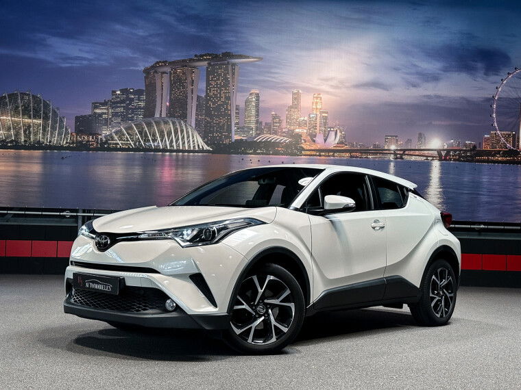 Foto van Toyota C-HR 1.2 Dynamic