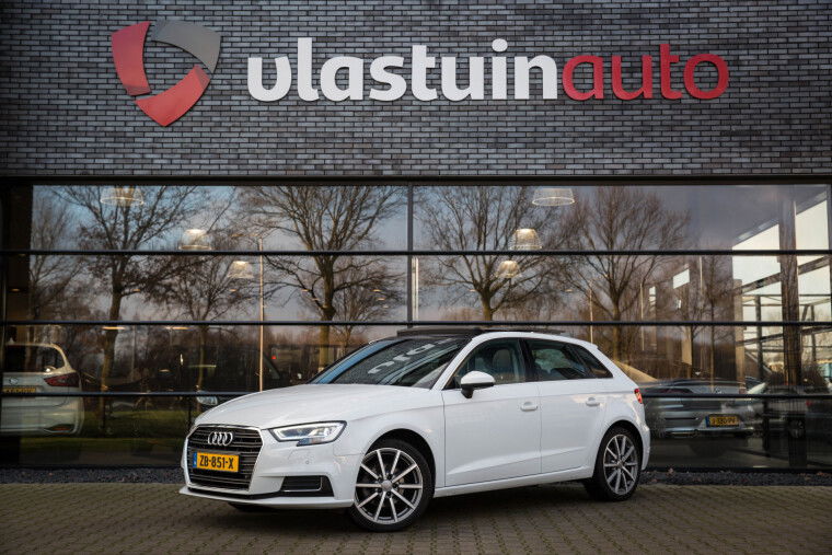 Foto van Audi A3 Sportback 1.5 TFSI CoD Sport S Line Edition