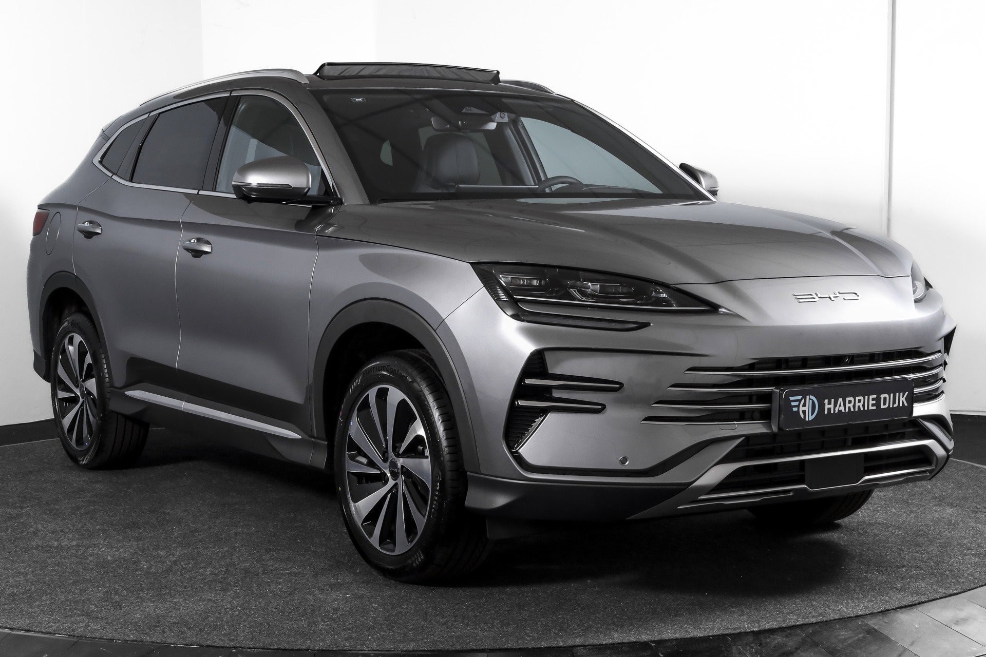 BYD - SEAL U