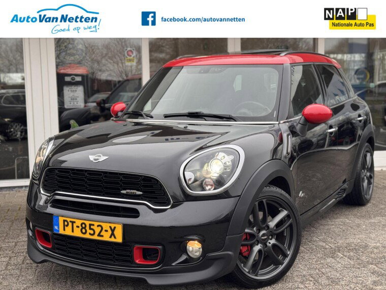 Foto van MINI Countryman 1.6 John Cooper Works ALL4,Schuifdak,19"lmv,Clima,Leder,Xenon,