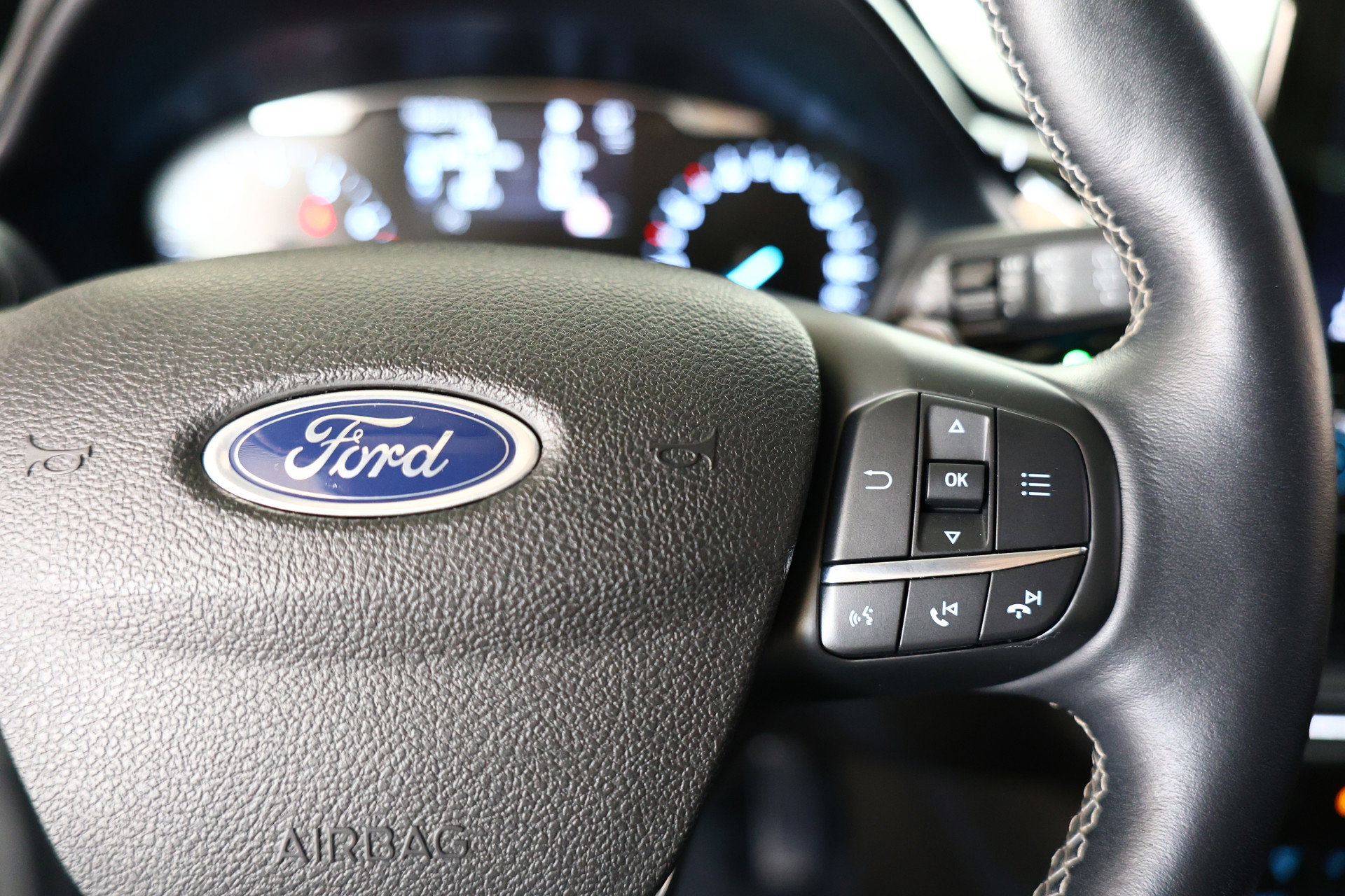 Ford 1.0 EcoBoost Titanium NAVI Automaat Camera PDC 4 x OP VOORRAAD Ass. - foto 13