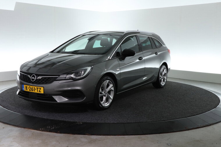 Foto van Opel Astra Sports Tourer 1.4 Business Elegance