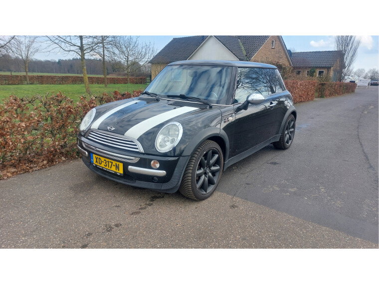 Foto van MINI Mini 1.6 One