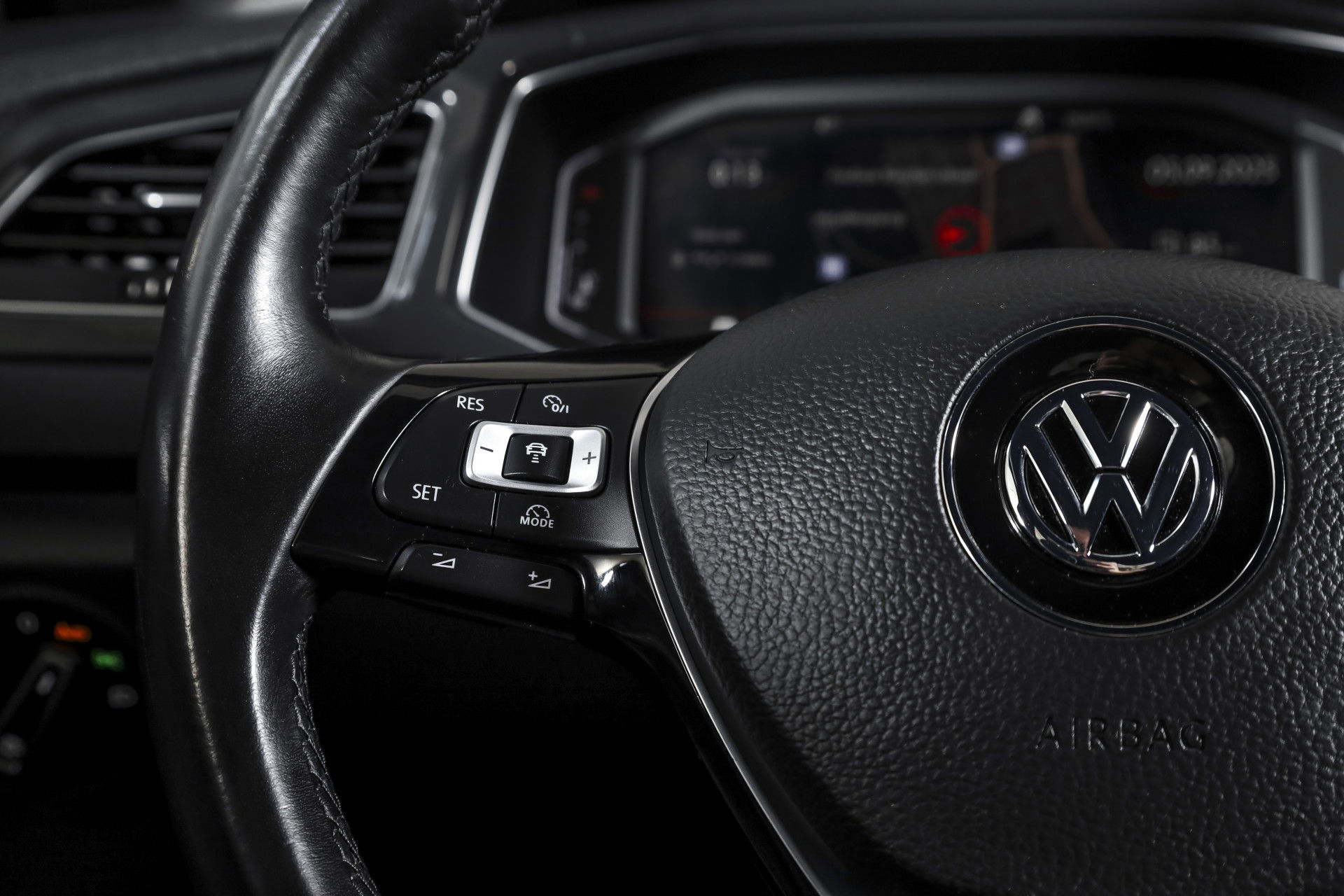 Volkswagen - T-Roc