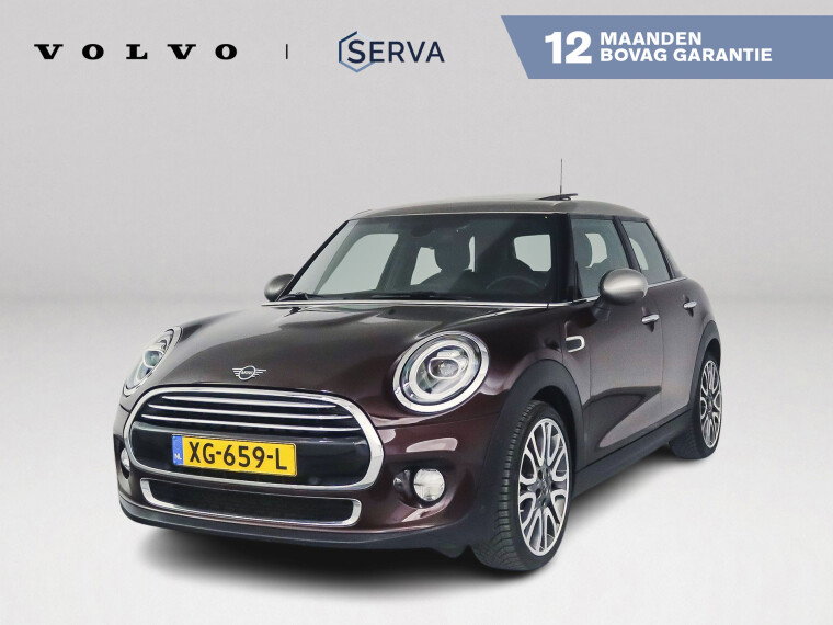 Foto van MINI 5-deurs 1.5 Cooper Chili | Parkeersensoren | Stoelverwarming | Cruise control | Head-up display | Harman Kardon