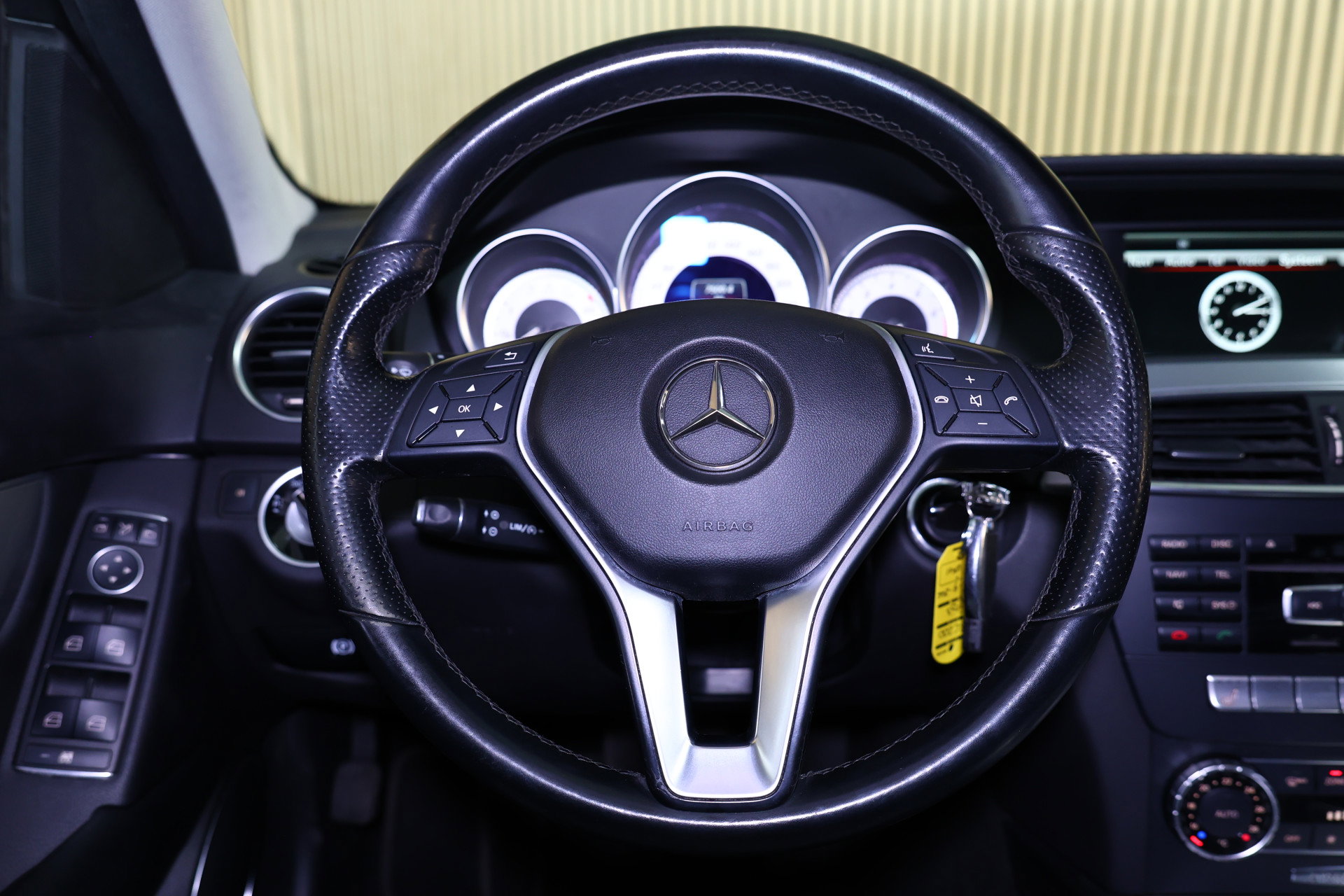Mercedes-Benz 180 Edition Avantgarde AUTOMAAT PANO NAVI CLIMA STOELVW PDC BT "12 - foto 27