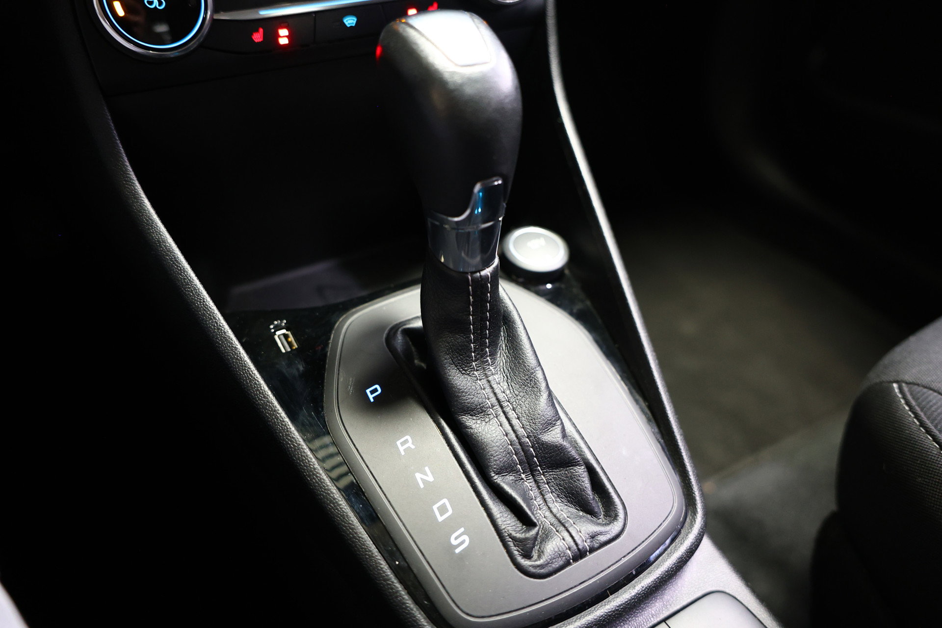 Ford 1.0 EcoBoost Active X NAVI CARPLAY CLIMA CRUISE STOELVW '18 - foto 22