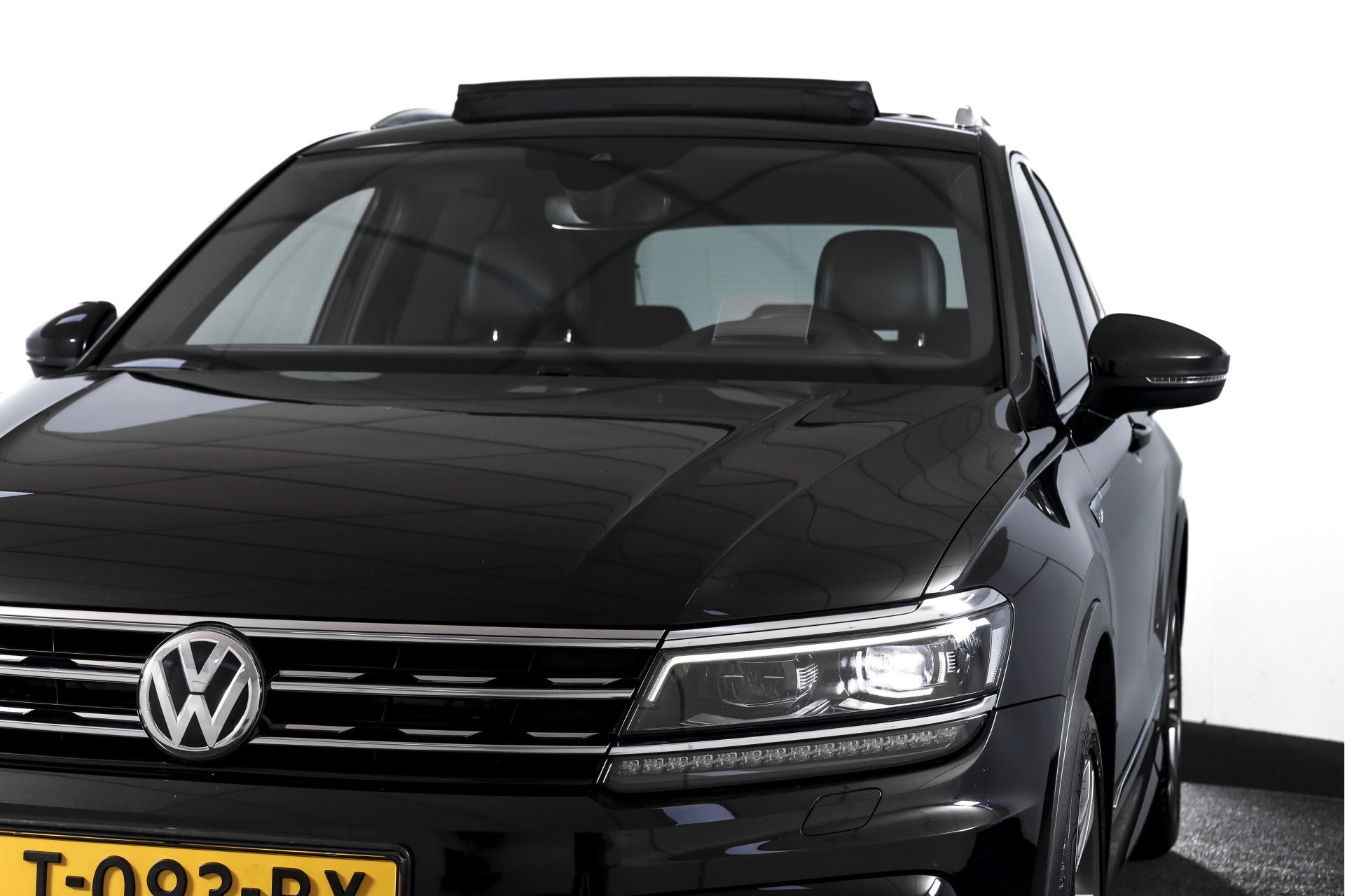 Volkswagen - Tiguan