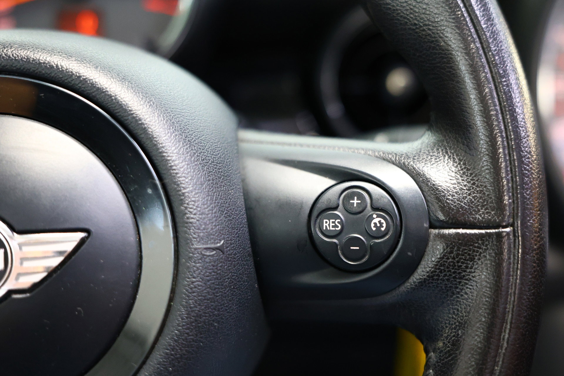 MINI 1.6 AUTOMAAT Chili LEDER NAVI BT STOELVW PDC '15 - foto 15