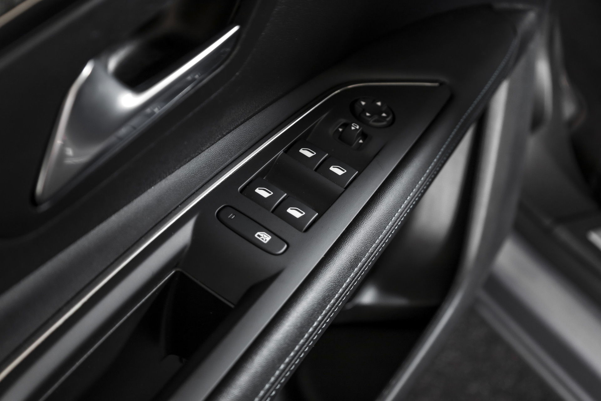 Peugeot - 3008