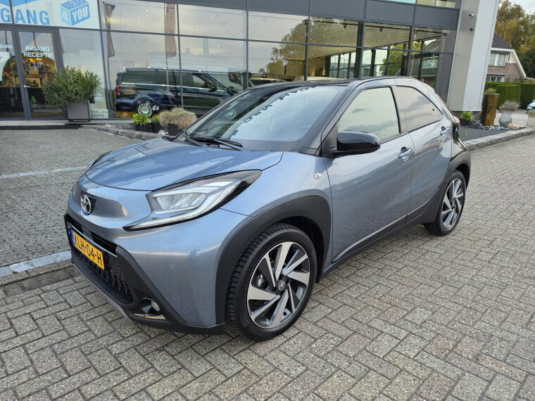 Toyota Aygo X 1.0 VVT-i MT Envy *JBL* Two Tone * Key- Less * Carplay *