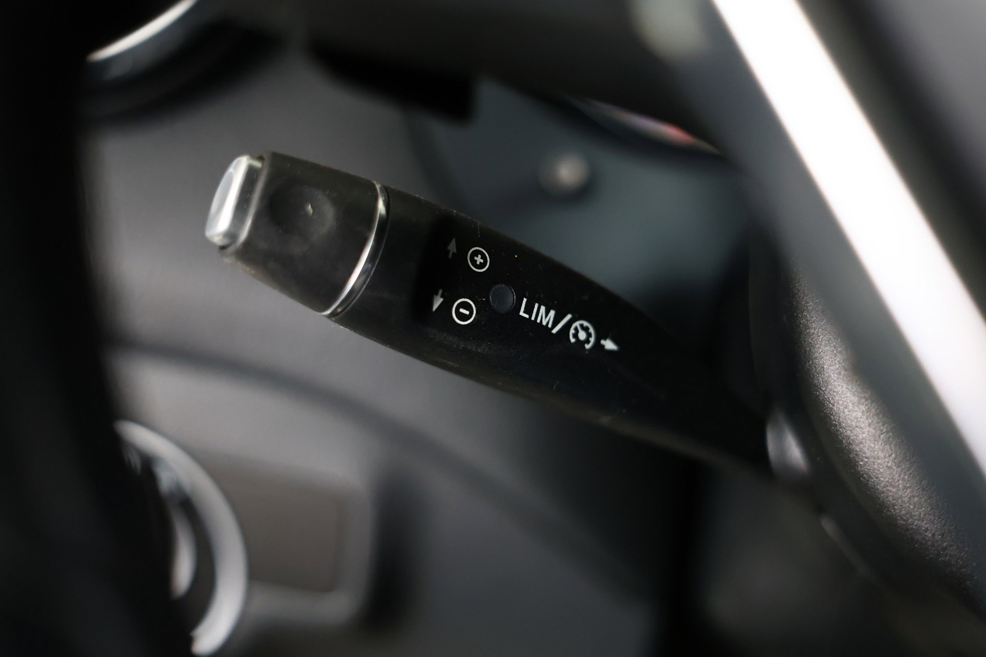 Mercedes-Benz 200 AMG Prestige PANODAK NAVI CLIMA CRUISE BT KEYLESS `14 - foto 17
