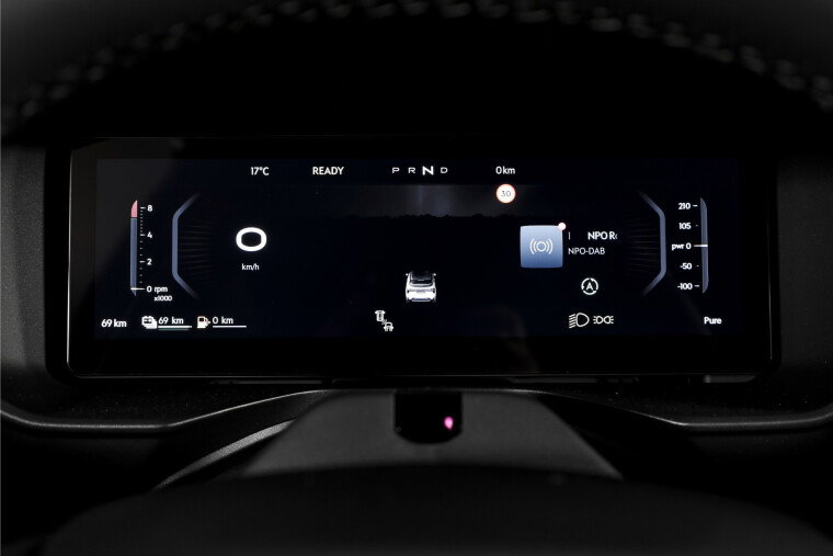 Lynk & Co - 01