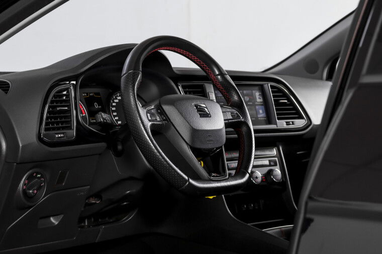 SEAT - Leon