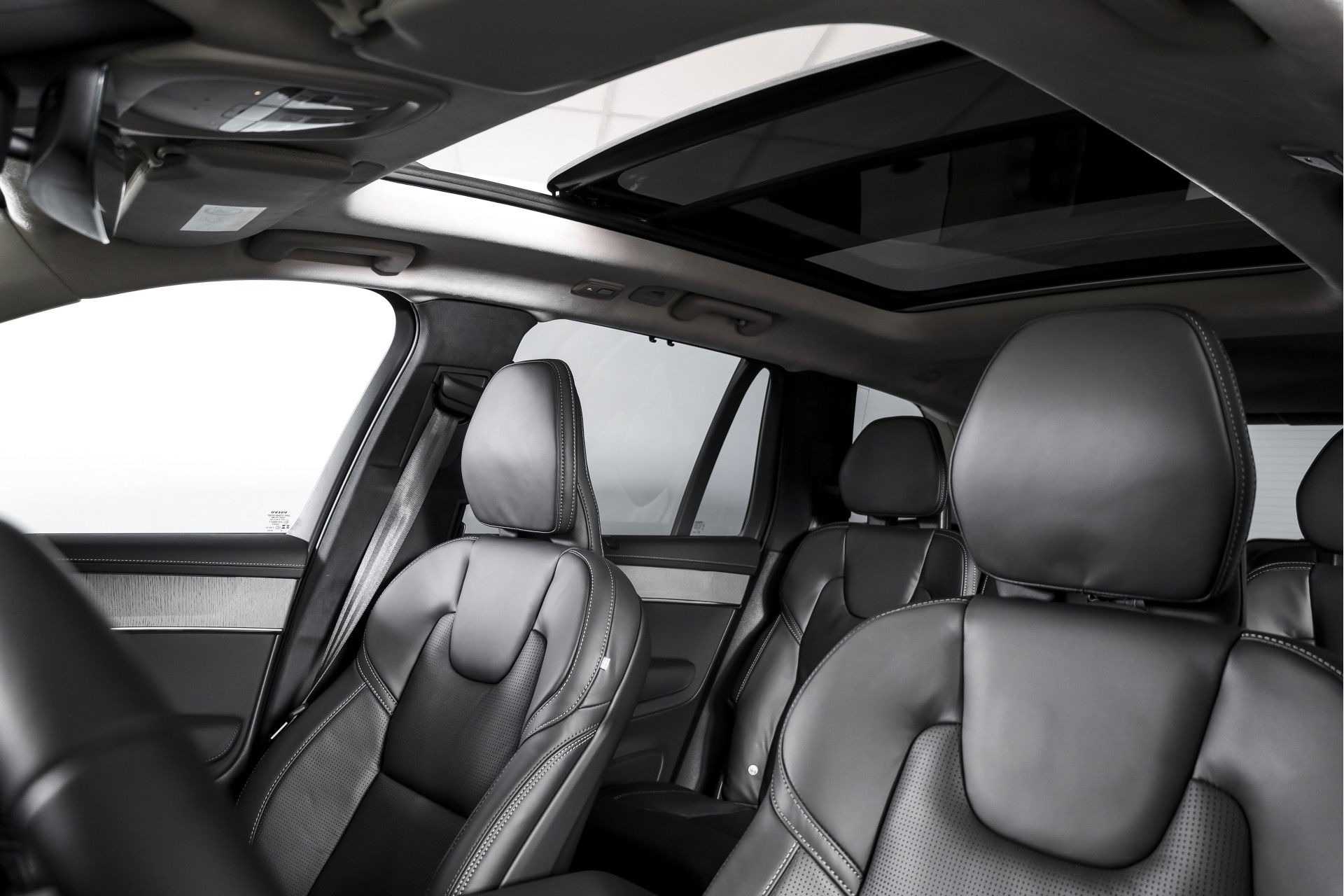 Volvo - XC90