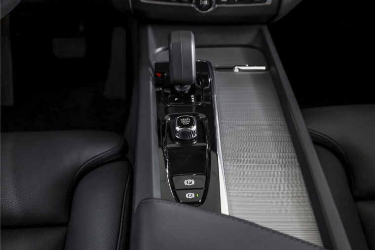 Volvo - XC60