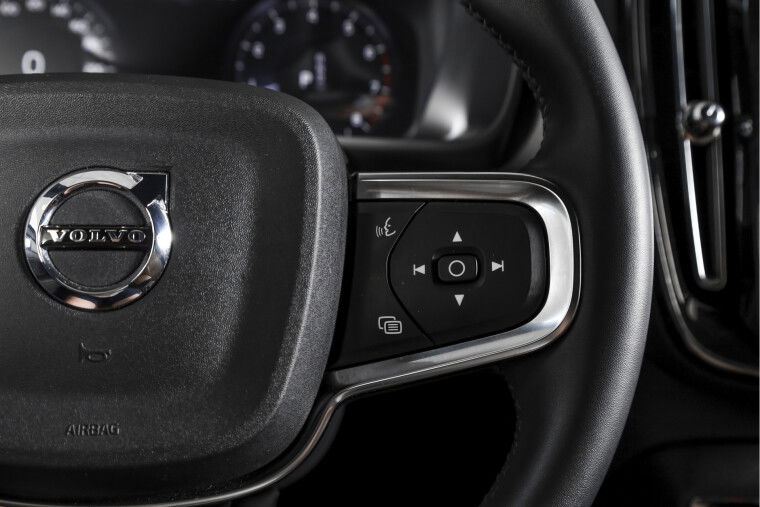 Volvo - XC40