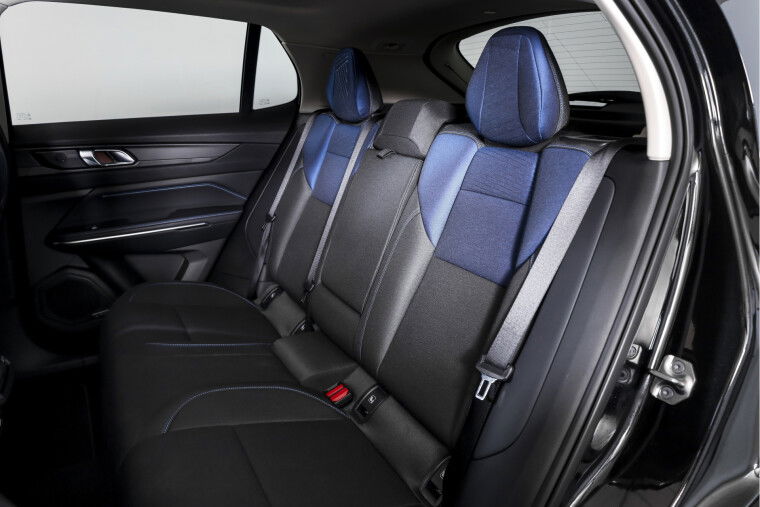 Lynk & Co - 01