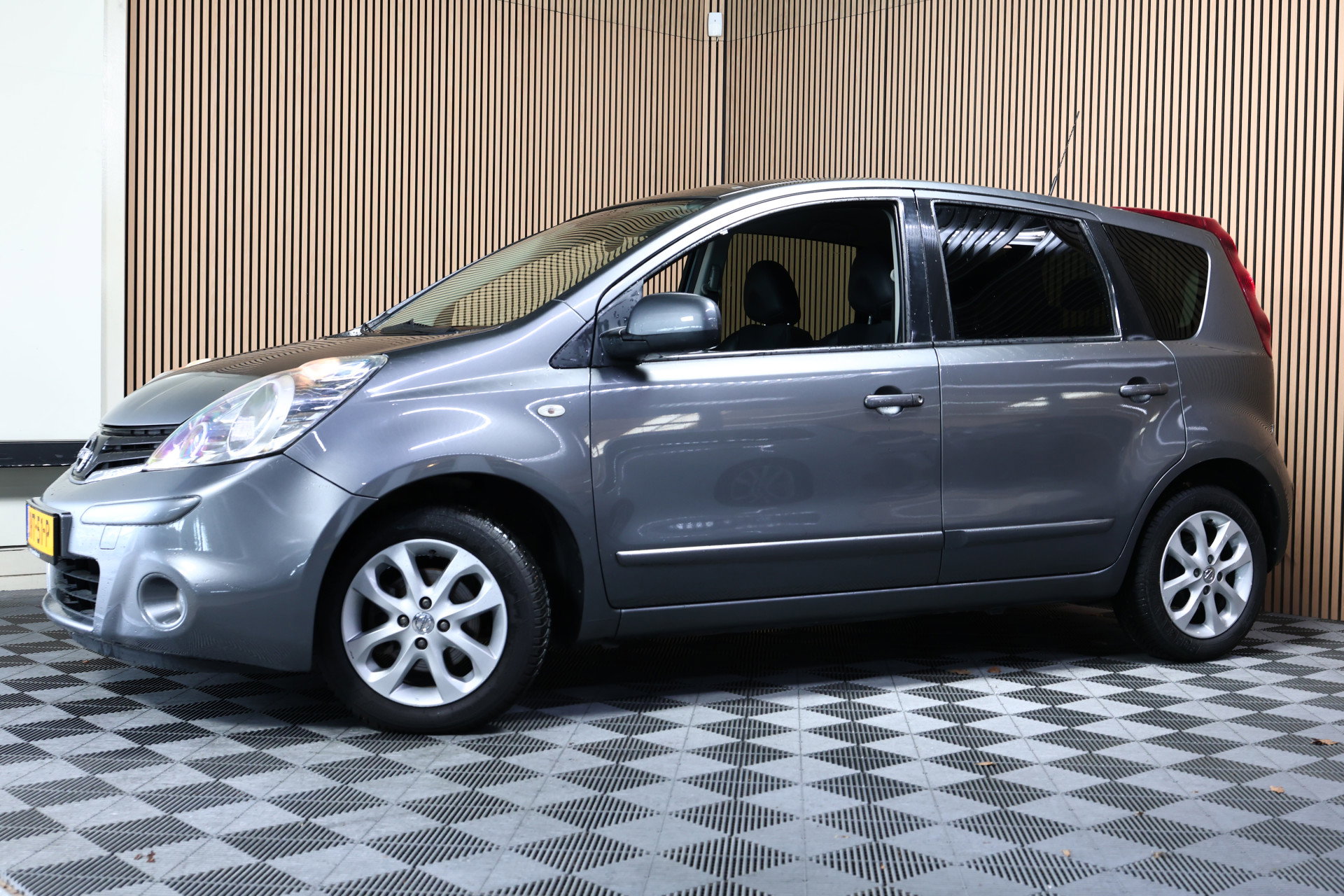 Nissan 1.6 Connect Edition AUTOM NAVI AIRCO CRUISE BT "12 - foto 10