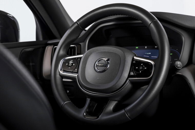 Volvo - XC60