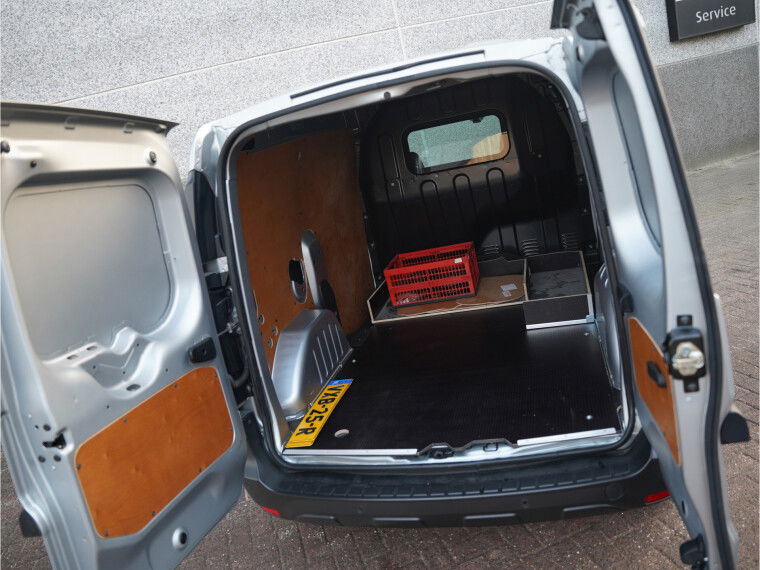 Tussenschot volledig