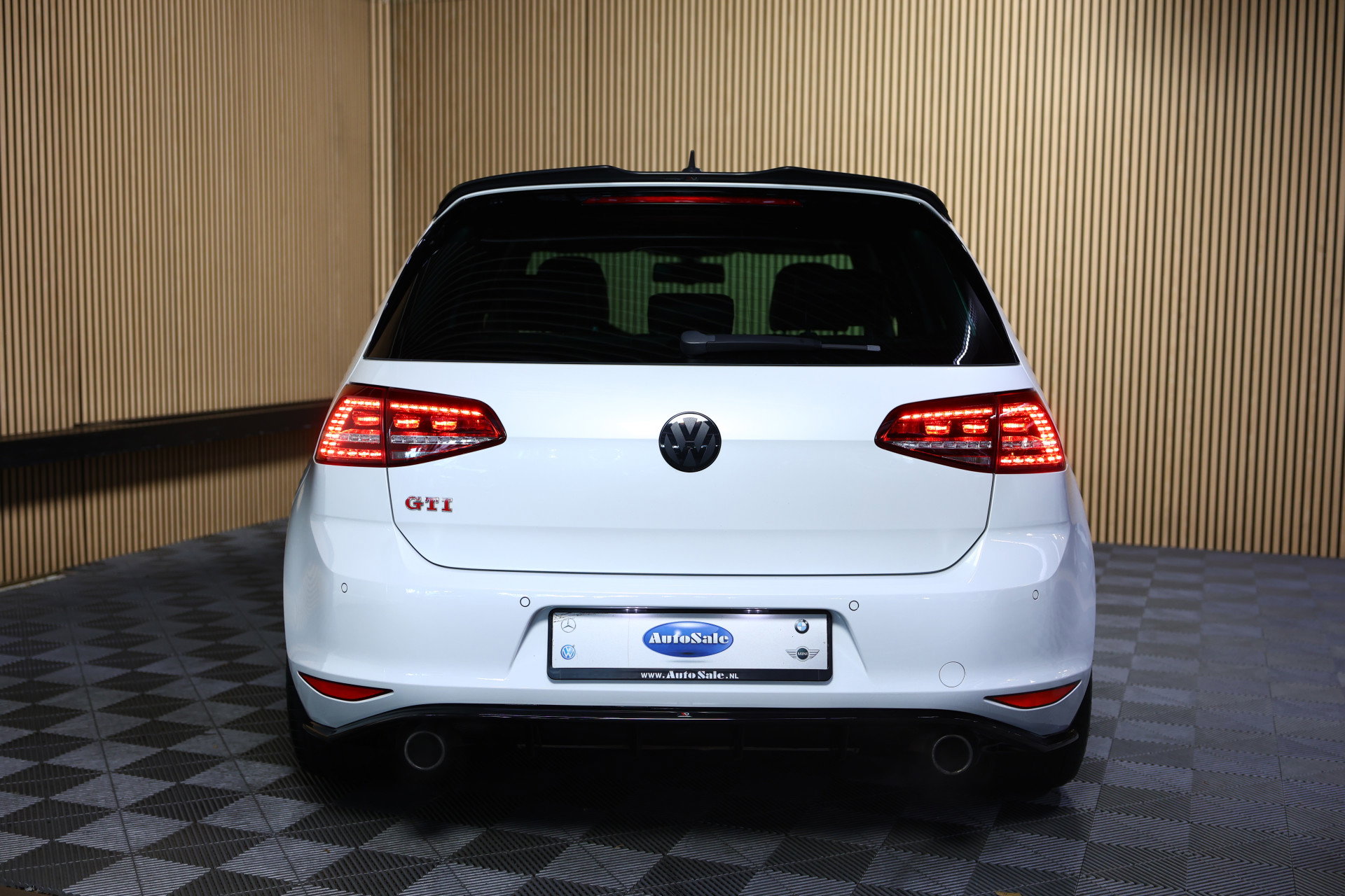 Volkswagen 2.0 TSI GTI Performance DSG NAVI CLIMA CRUISE MAXTONSTOELVW PARK ASS. STOELVW '14 - foto 8