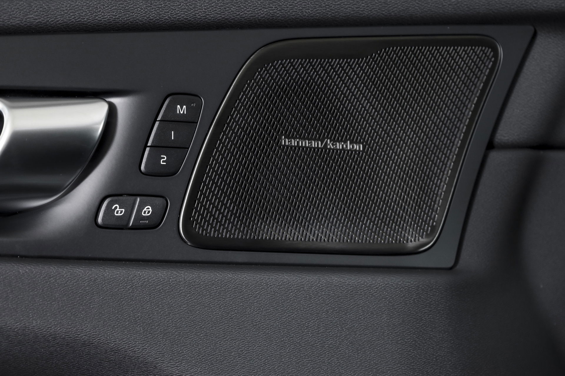 Volvo - XC60