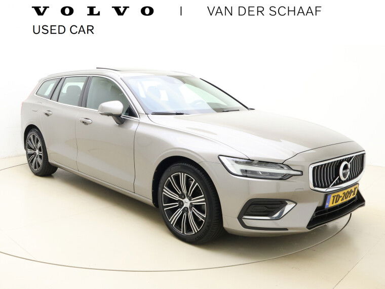 Foto van Volvo V60 T6 310pk AWD Inscription