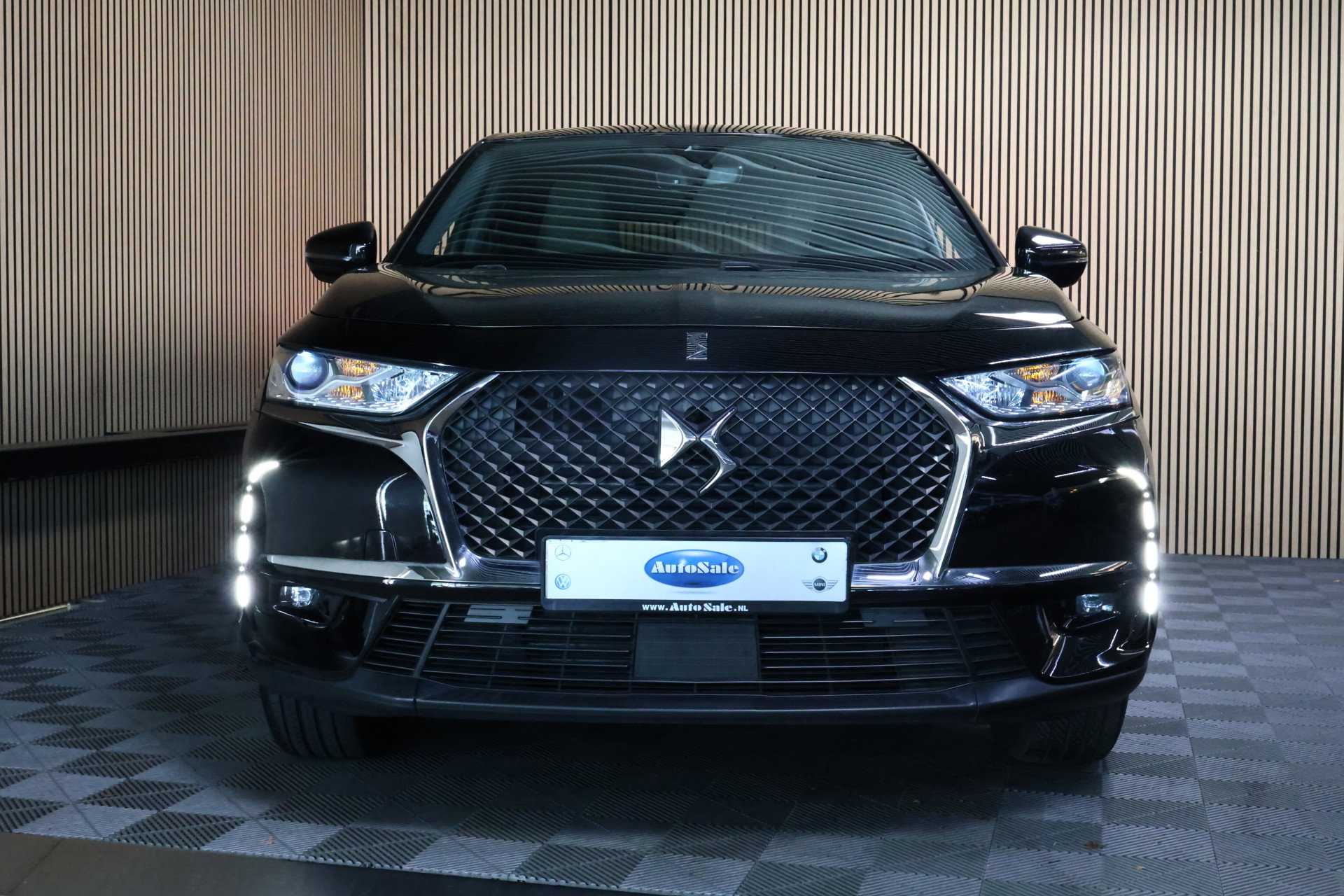 DS Crossback 1.6 PureTech Be Chic AVM AUTOM NAVI CLIMA CARPLAY CRUISE '20 - foto 8