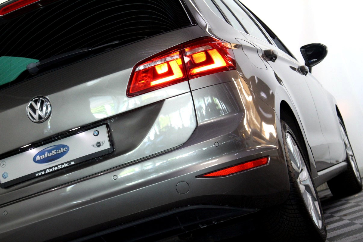 Volkswagen 1.4 TSI DSG Highline 1eEIG ACC XENON NAV CAMERA PDC '15 - foto 25