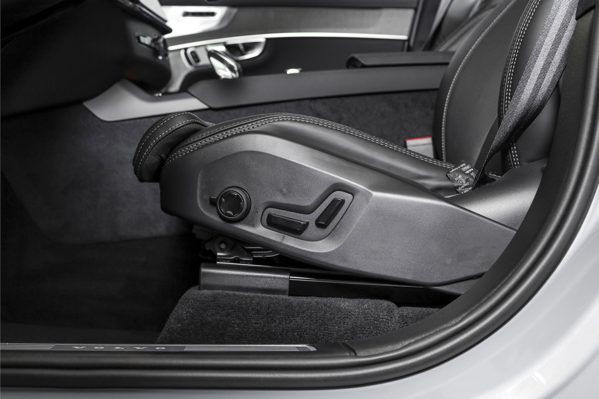 Volvo - XC90