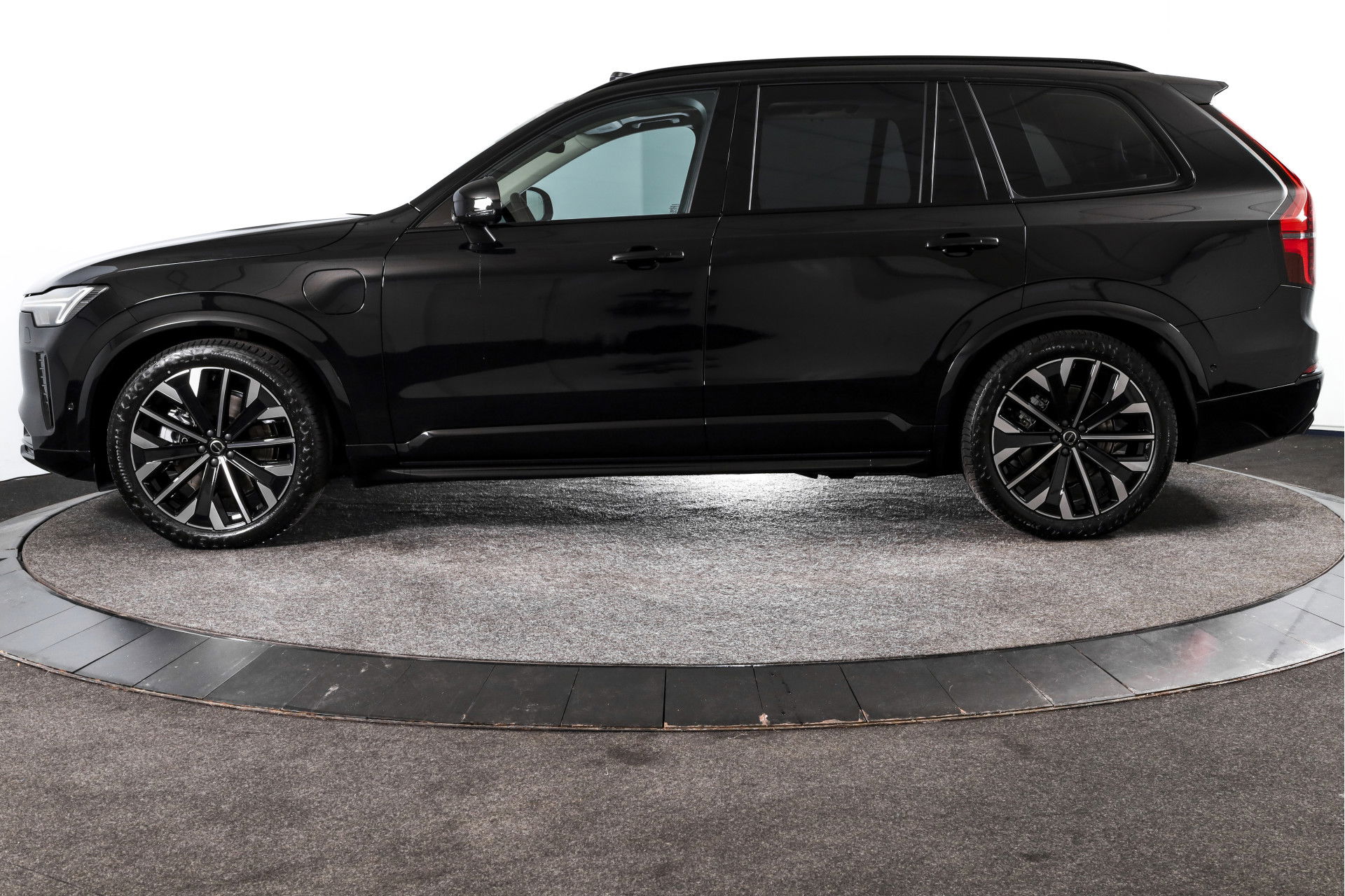 Volvo - XC90