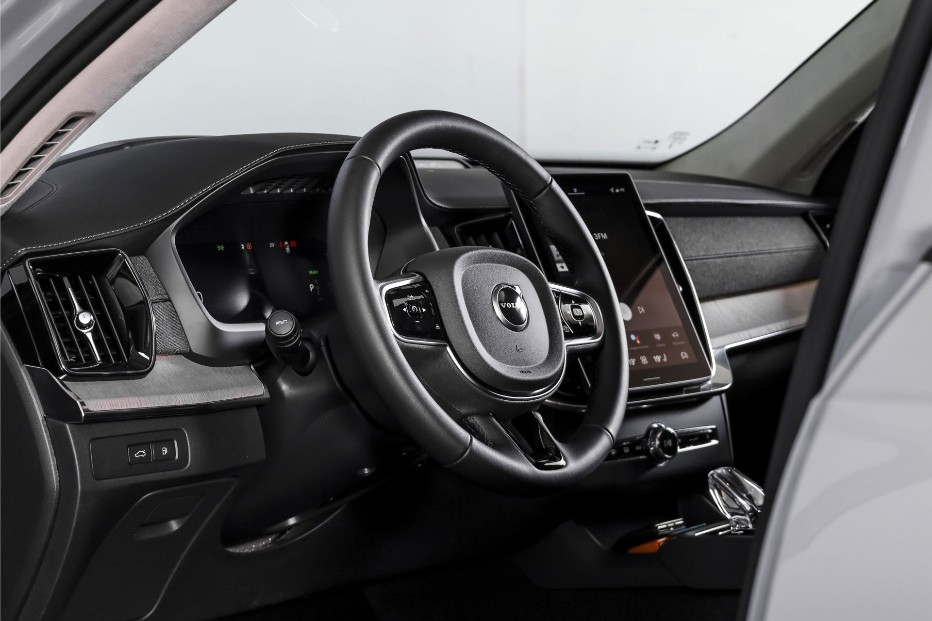 Volvo - XC90