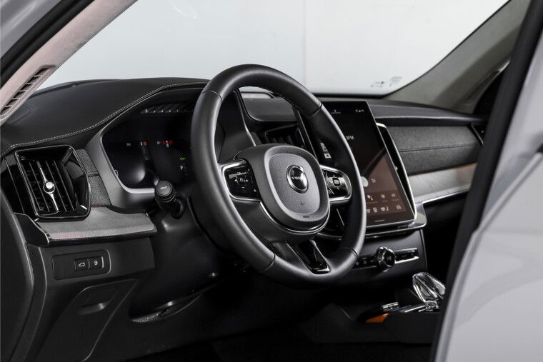 Volvo - XC90