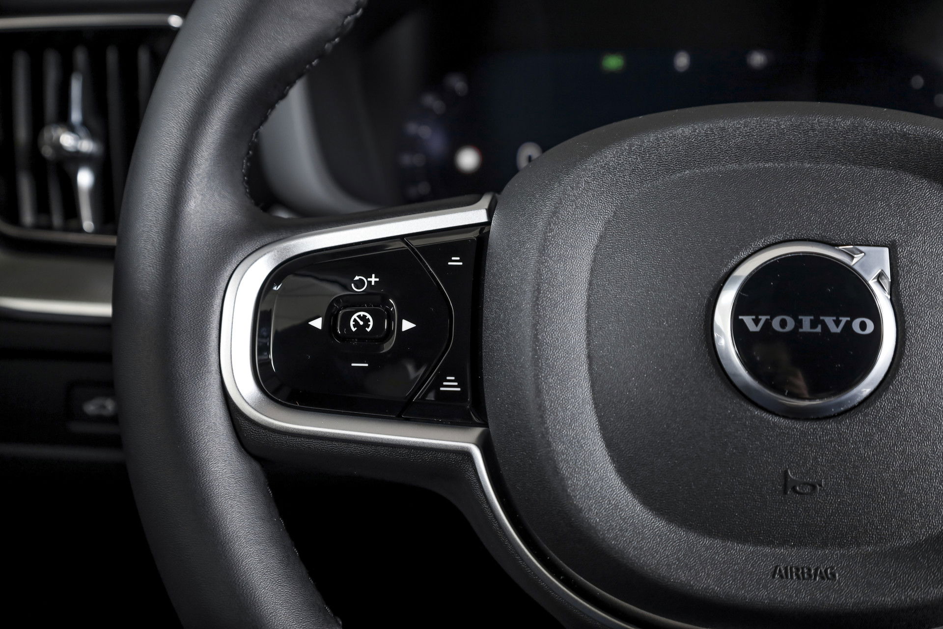 Volvo - XC60